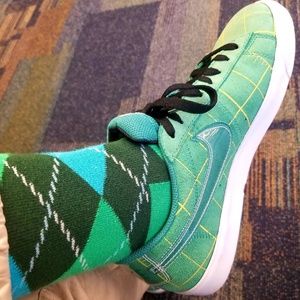 Meet your Posher, Leon